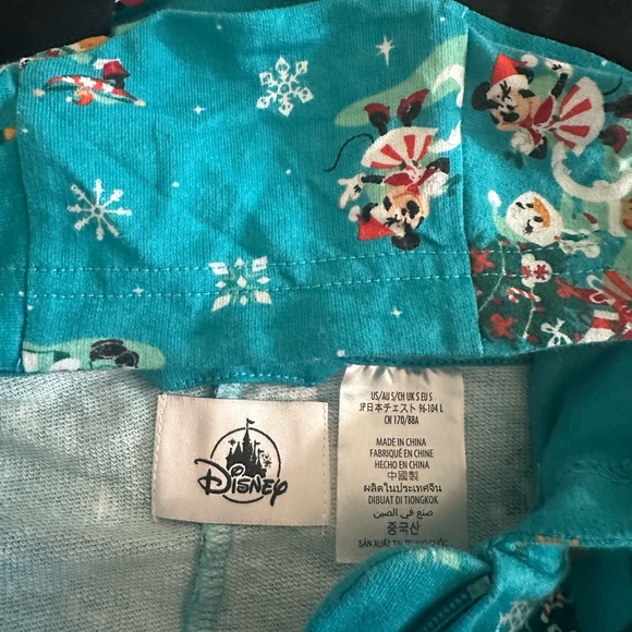 Christmas Disney  Adult Onesie with Hood (S) - Picture 3 of 3